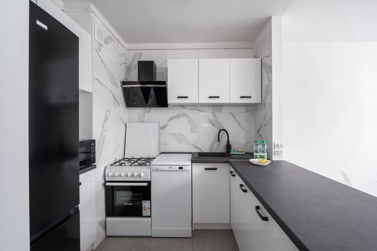 Wierzbno Modern Apartment Varsovia Exterior foto
